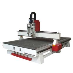 木門雕刻機市場概覽 以賽雕數(shù)控為例的價格與選擇指南